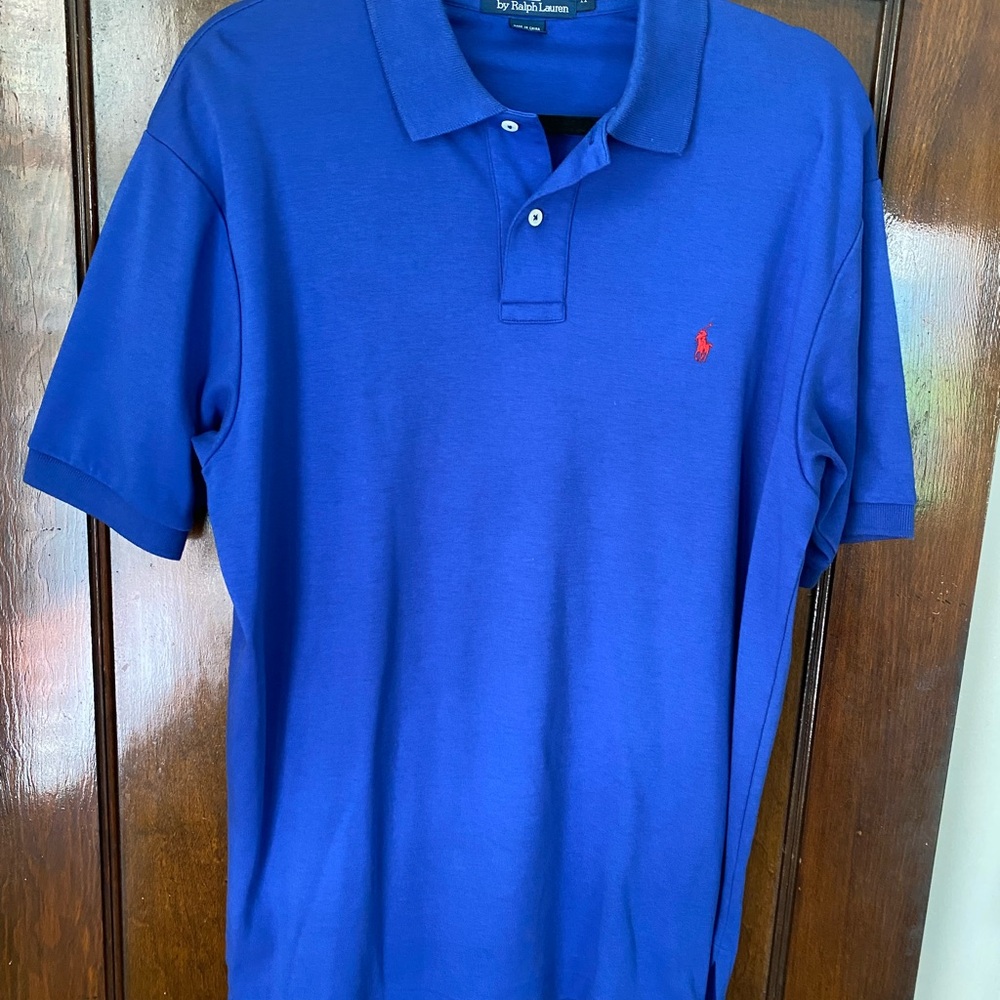 ♥️MINT Condition CLASSIC Ralph Lauren Polo shirt. Generous SIZE MED♥️
